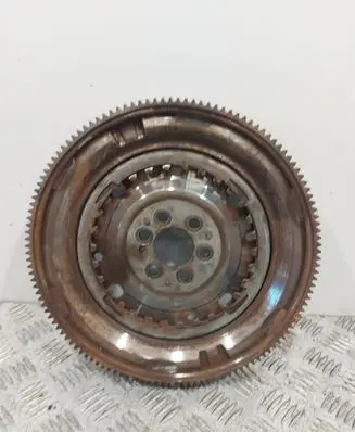 Volkswagen Golf VI Flywheel