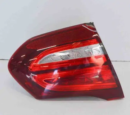 Mercedes-Benz C W205 Tailgate rear/tail lights A2059066100