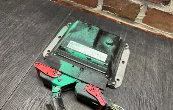 Mitsubishi ASX Engine control unit/module 1860C359 275700-4313