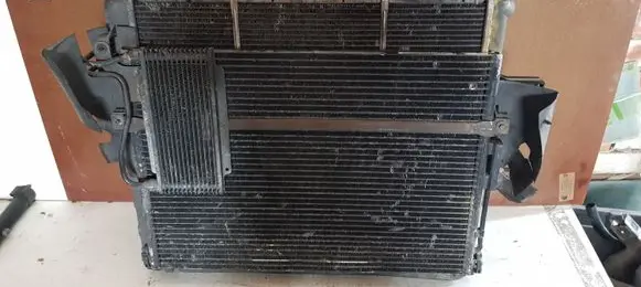 Jeep Grand Cherokee (WJ) Coolant radiator 52079425AB 55115918AB