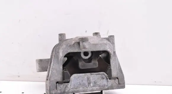 Volkswagen Golf VI Engine mount bracket 1K0199262CN