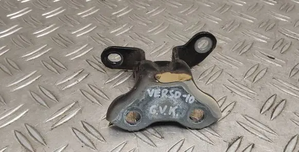 Toyota Verso Rear door upper hinge
