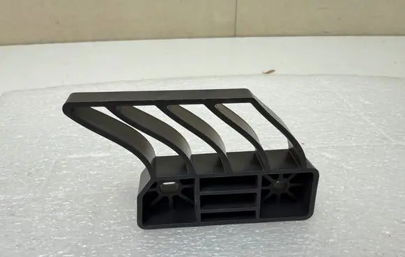 MG MG4 ev Front bumper mounting bracket 10971353 B5EB2