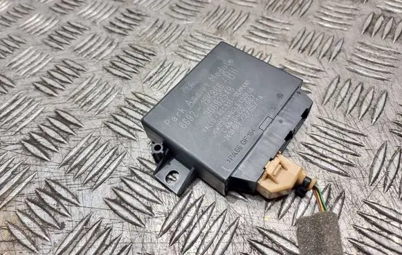 Volvo V70 Parking PDC control unit/module 30682548 6G9215K866BH