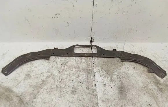 Mazda 3 III Top upper radiator support slam panel