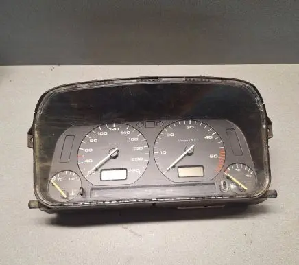 Volkswagen Golf III Speedometer (instrument cluster) 1H6919033BM 87001262 89652471