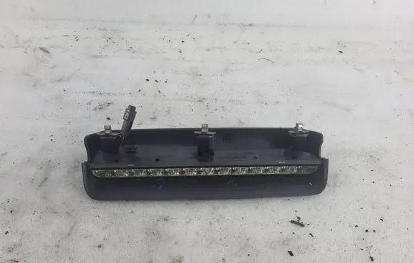 Opel Corsa C Third/center stoplight 09114502