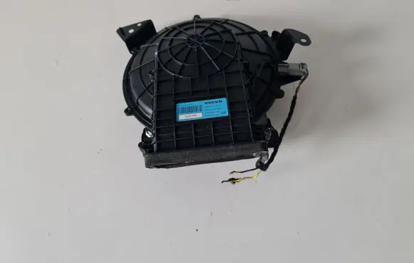 Volvo XC90 Subwoofer speaker 32212620