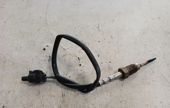 BMW 5 F10 F11 Exhaust gas temperature sensor 8509963