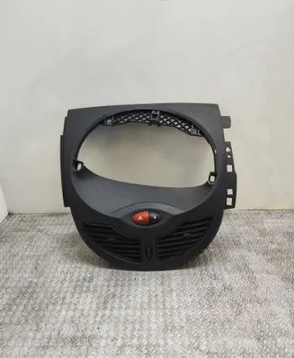 Renault Twingo II Dash center air vent grill 8200536606 8200672147