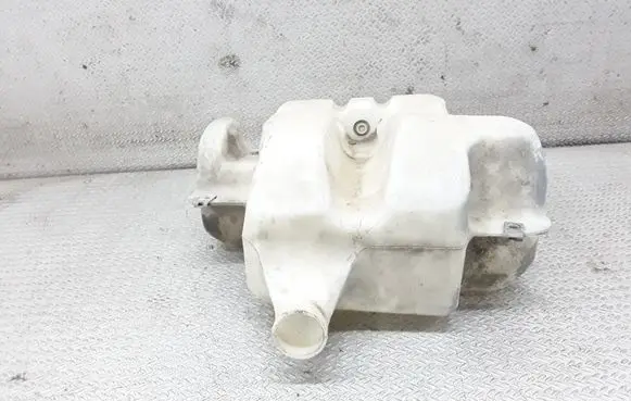 Peugeot 807 Windshield washer fluid reservoir/tank