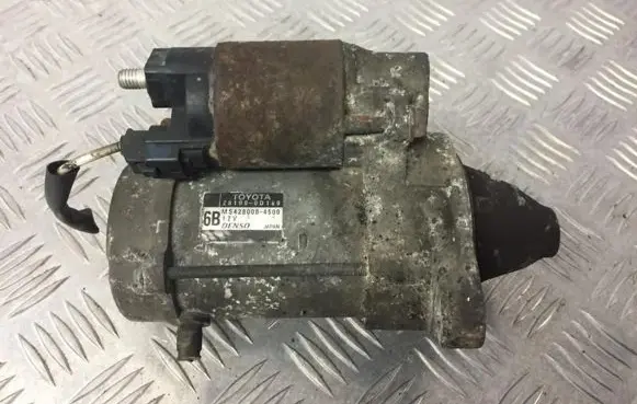Toyota Corolla Verso AR10 Starter motor 281000D180 28100-0D180