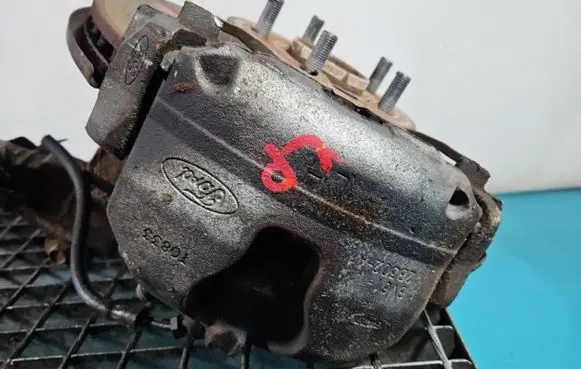 Ford Escape III Front brake caliper IMPRK1416417