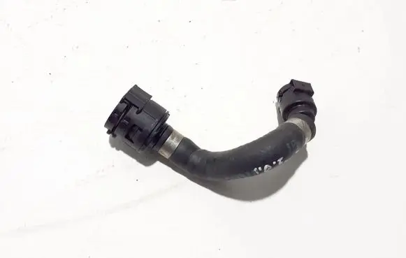BMW 5 G30 G31 Engine coolant pipe/hose 8473706