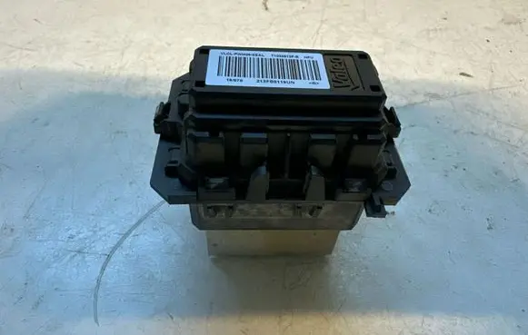 Dacia Duster II Heater blower motor/fan resistor T1033613FB