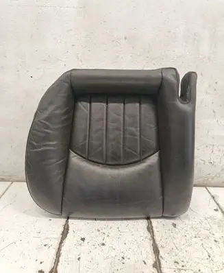 Mercedes-Benz CLS C219 Rear seat A2199200050