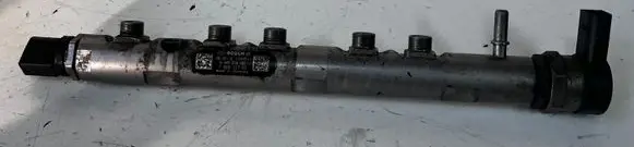 BMW 3 E90 E91 Fuel main line pipe 0445214182 780912701