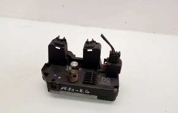Opel Zafira A Rear door lock