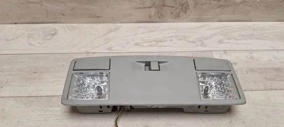 Mazda 5 Front seat light