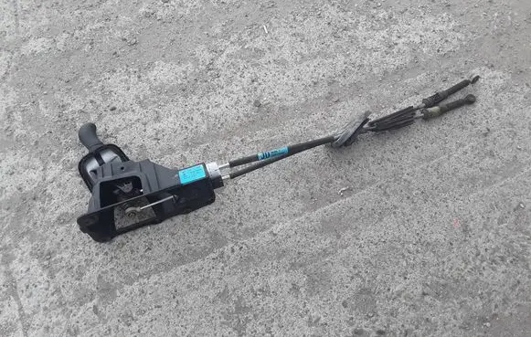 Renault Megane III Gear shifter/selector 8200779125 8200779393
