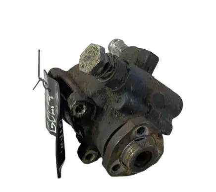 Volkswagen Golf IV Power steering pump 104221540