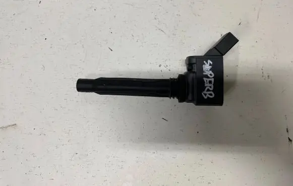 Skoda Superb B8 (3V) High voltage ignition coil 06J905110