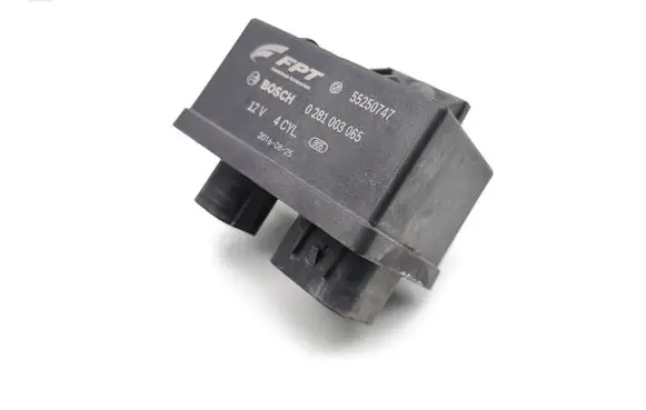 Opel Combo D Glow plug pre-heat relay 55250747 0281003065
