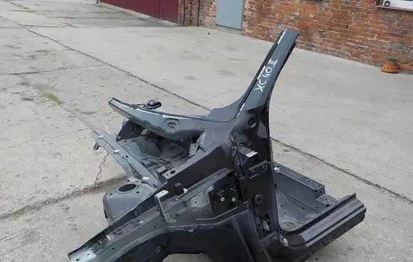 Front quarter panel
