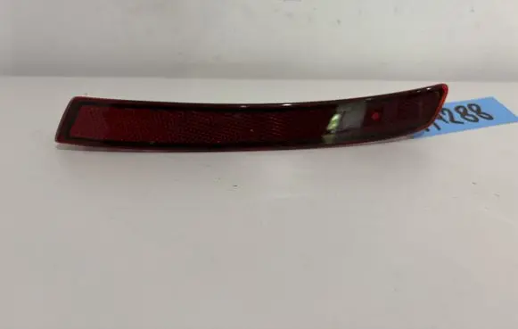 MG MG4 ev Rear tail light reflector 10976808