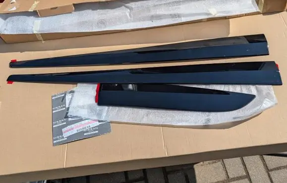 Nissan Micra K14 Front door trim (molding) KE760-5FABK