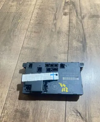 Mercedes-Benz E W211 Door control unit/module 2118201685 355556