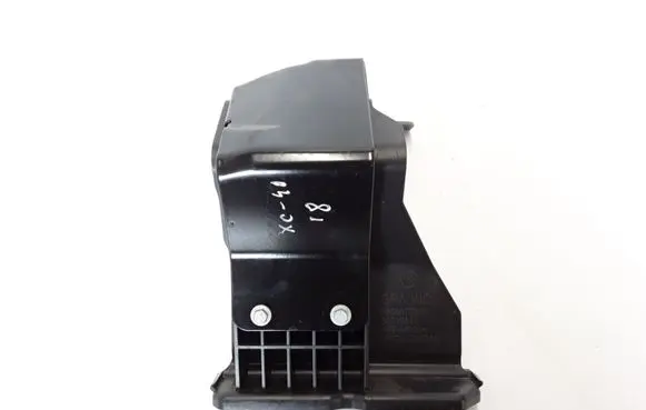 Battery bracket