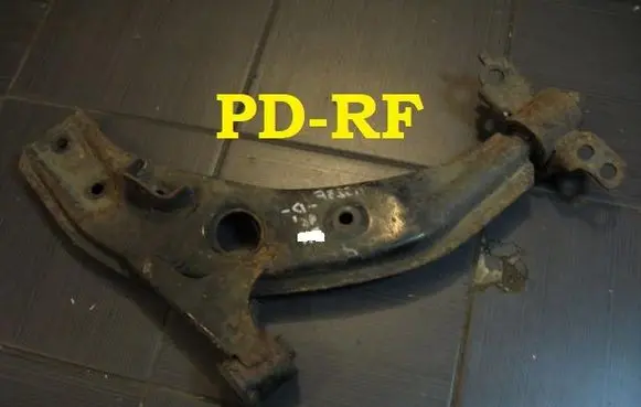 Mazda 323 F Front lower control arm/wishbone 7983792B