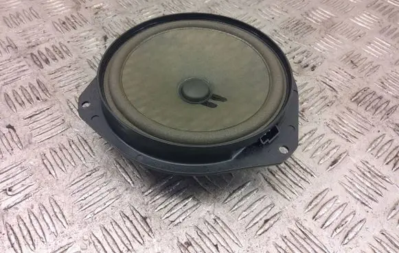 Fiat 500X Front door speaker A01910401
