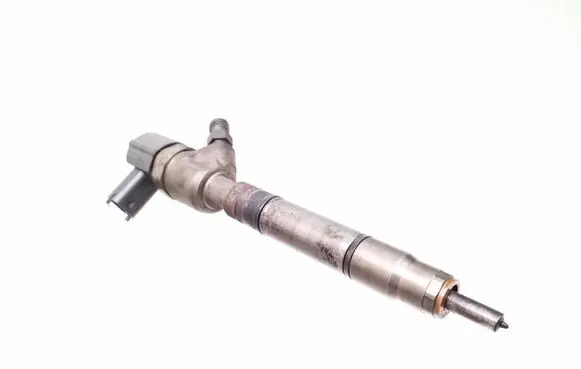 Hyundai i40 Fuel injector 0445110411 338002A800