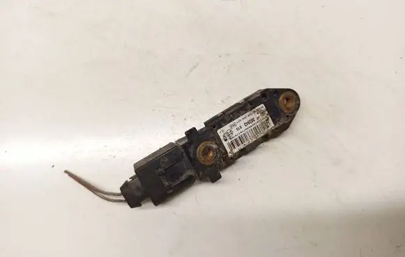 Mercedes-Benz E W211 Airbag deployment crash/impact sensor 0028201326 303943