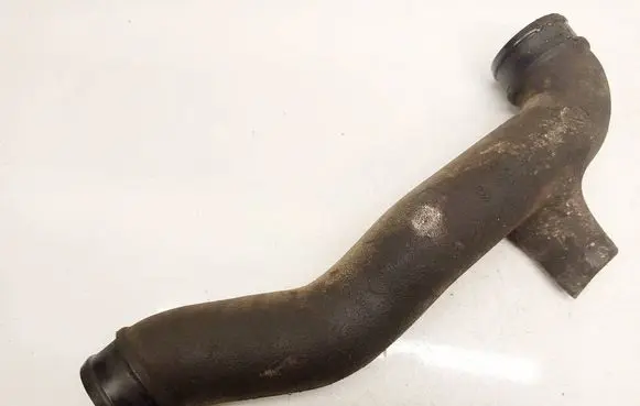 Volkswagen PASSAT B4 Intercooler hose/pipe 3A0145834