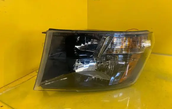 Dodge RAM 1500 DS Headlight/headlamp 68270497AE