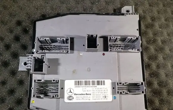 Mercedes-Benz C W205 Central body control module A2059007147