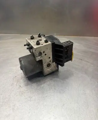 Audi A6 S6 C5 4B ABS Pump 8E0614111T