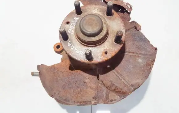 Mazda Premacy Rear wheel hub