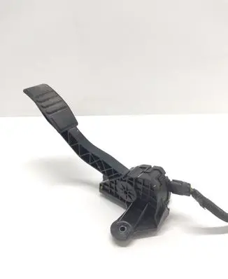 Ford Mustang VI Accelerator throttle pedal BR3A9F836BD
