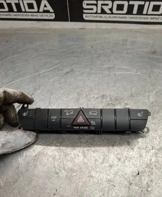 Mercedes-Benz ML W164 Hazard light switch A1648703510