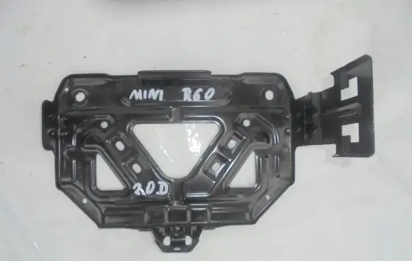 Mini Cooper Countryman R60 Battery tray 212485652