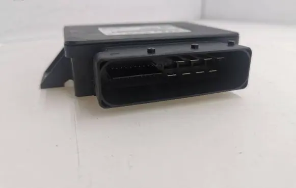 Audi A5 Sportback 8TA Hand brake control module 8K0907801H 32620205 A2C53369554