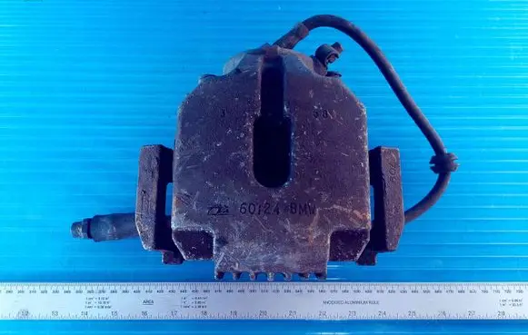 BMW 5 E60 E61 Front brake caliper 6024 709