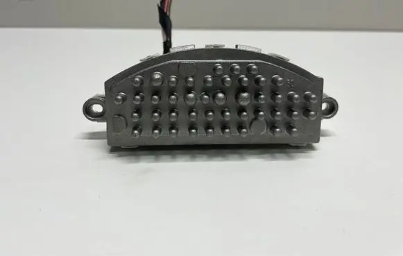 BMW 1 F20 F21 Heater blower fan relay 9276112