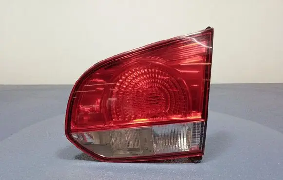 Volkswagen Golf Plus Rear/tail lights 5K0945094G