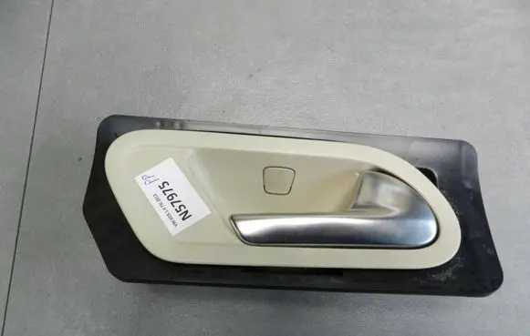 Volkswagen Eos Front door interior handle 1Q1837114