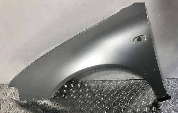 Audi A3 S3 8L Fender 8L0821105 8L0821105B 8L821105B